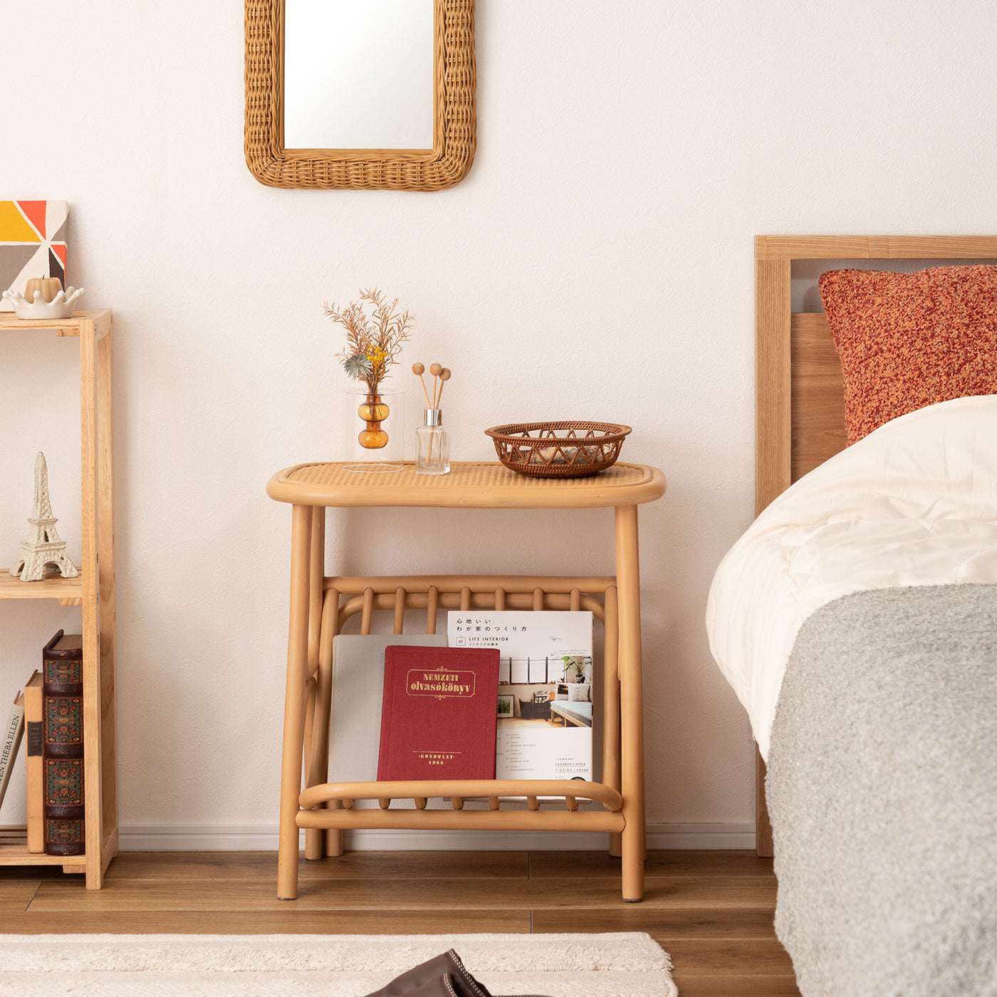 マガジンラック付き サイドテーブル 幅50cm / GUY-262NA