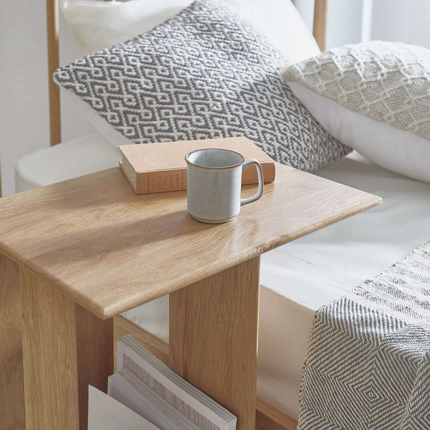 無垢材 サイドテーブル 幅32cm / MTK-301NA