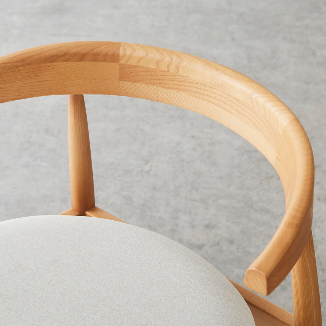 ダイニングチェア アームチェア / CH001 ファブリック座面 – Cofel