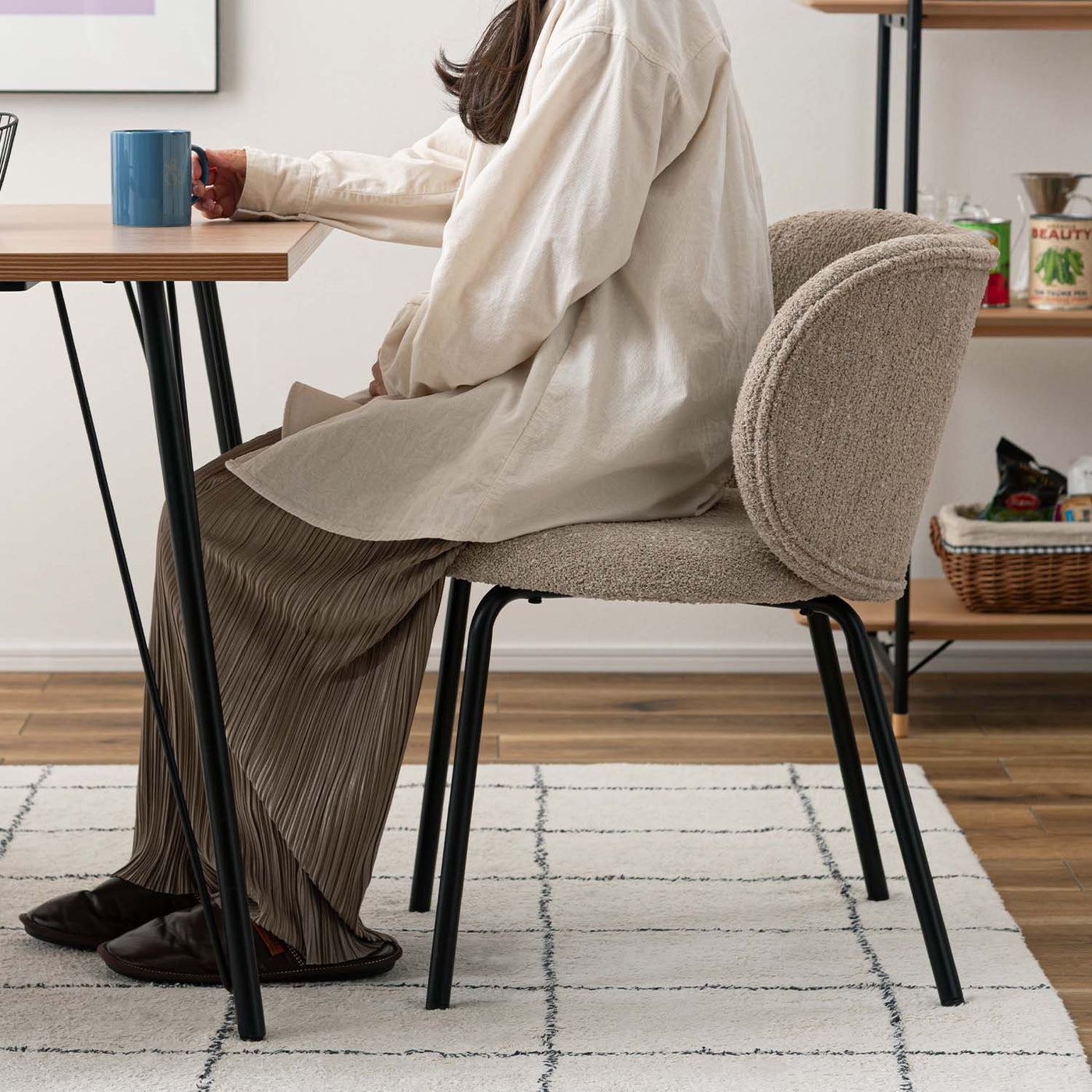 ダイニングチェア ラウンドチェア ブークレ ファブリック / PC-268