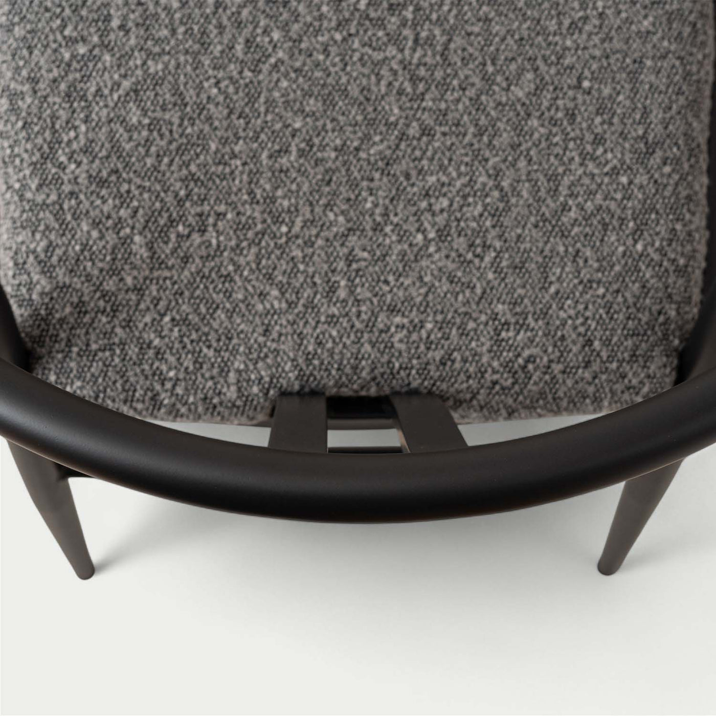 ダイニングチェア アームチェア ブークレ座面 スチールフレーム / PC-821