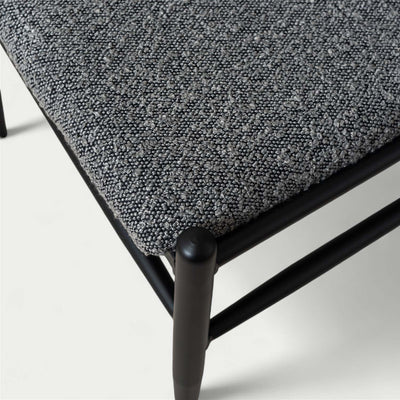 ダイニングチェア アームチェア ブークレ座面 スチールフレーム / PC-821