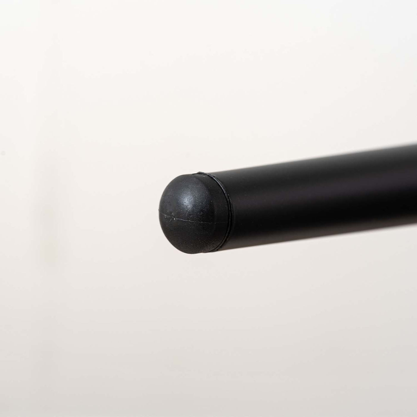 ダイニングチェア アームチェア ブークレ座面 スチールフレーム / PC-821