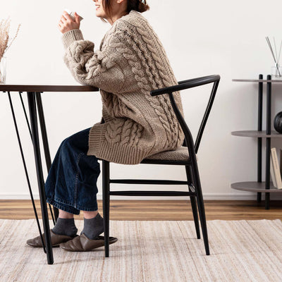 ダイニングチェア アームチェア ブークレ座面 スチールフレーム / PC-821