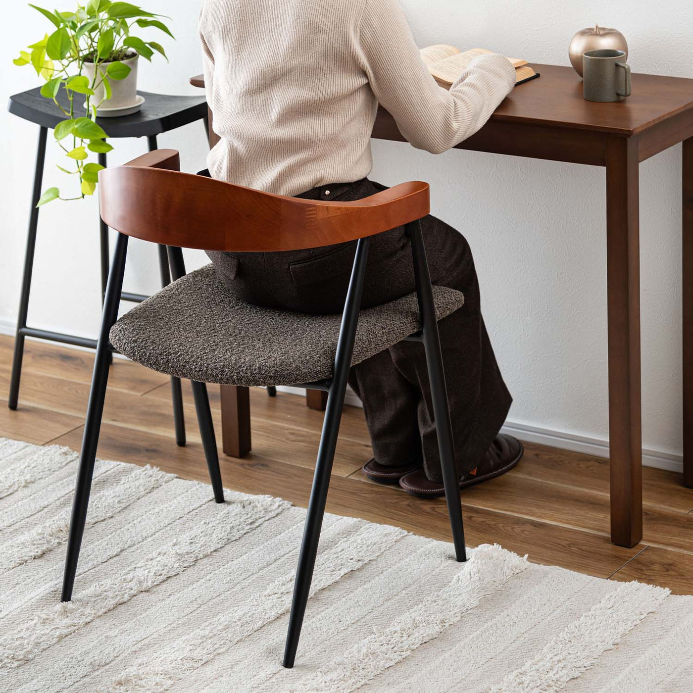 ダイニングチェア アームチェア ブークレ ファブリック / TEC-83