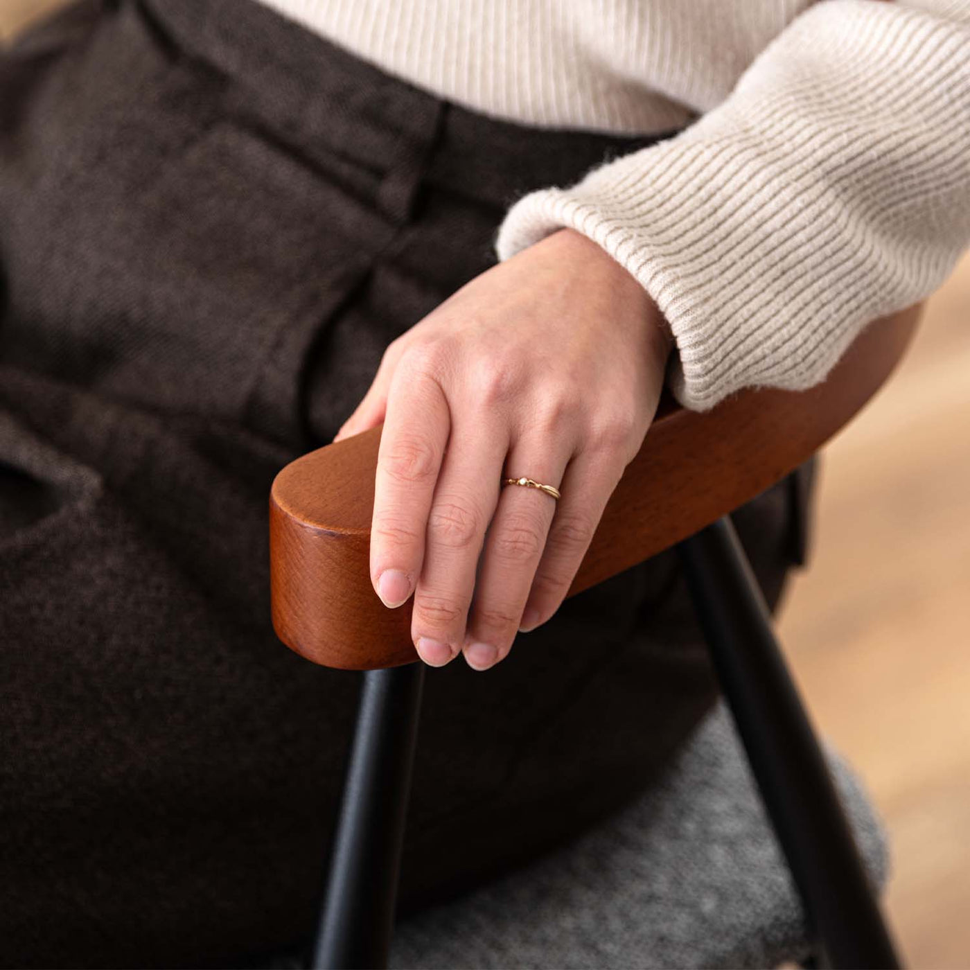 ダイニングチェア アームチェア ブークレ ファブリック / TEC-83